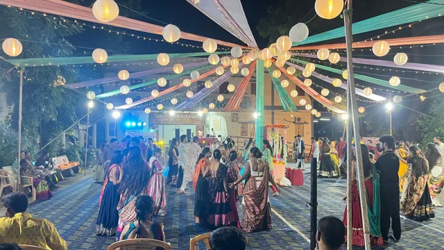 Festive sound and event setup — photograph 15
